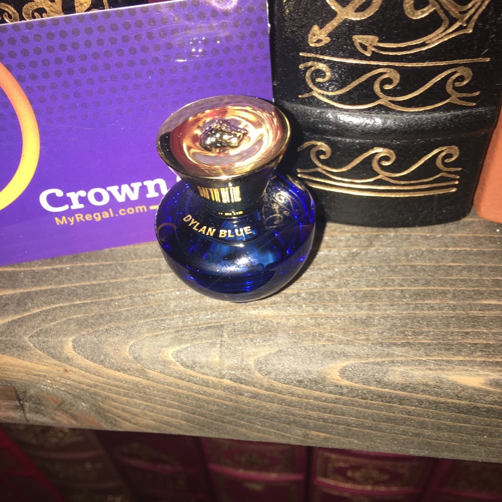 Versace Dylan Blue .17 oz / 5 ml NEW Authentic